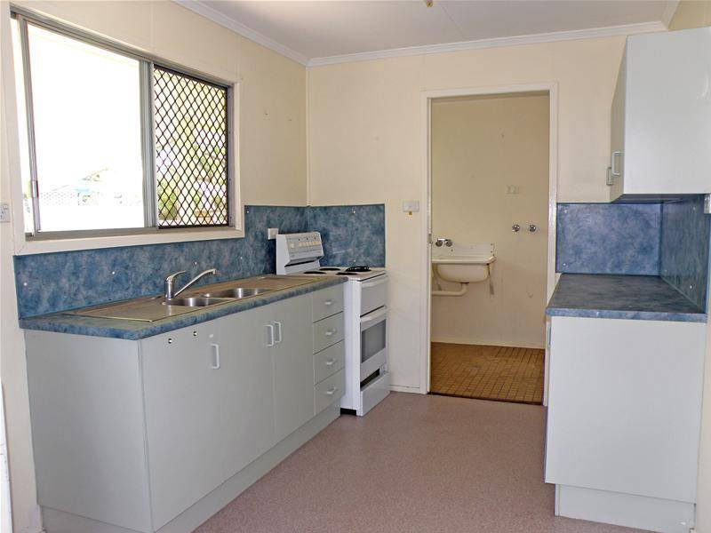 WHAT A LITTLE BEAUTY Picture 3