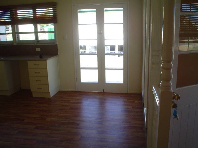 Just Move In! Picture 2