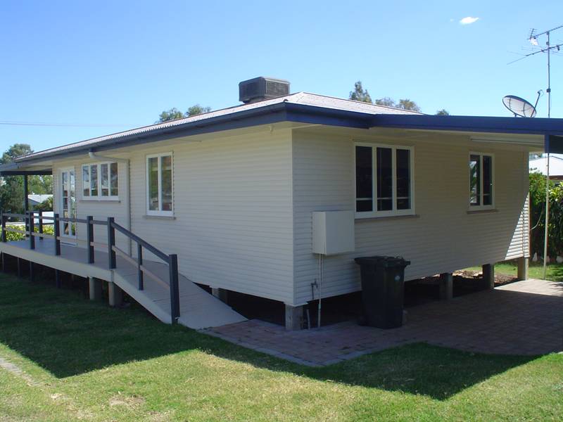 Just Move In! Picture 1