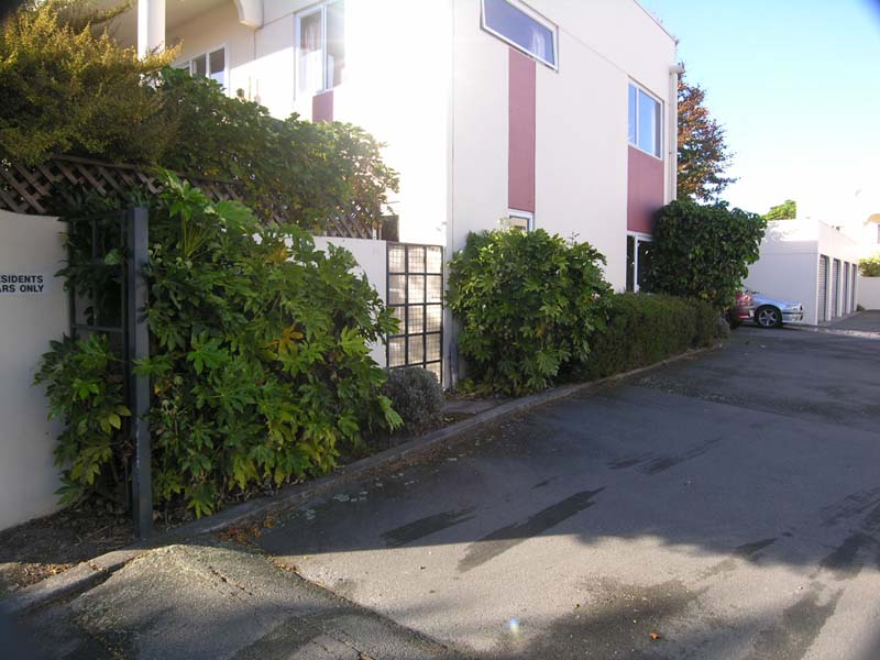 Walk to City Picture 3