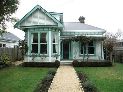 Delightful Villa in Brilliant Location Neg Over $559,000 Picture Delightful Villa in Brilliant Location Neg Over $559,000 Picture