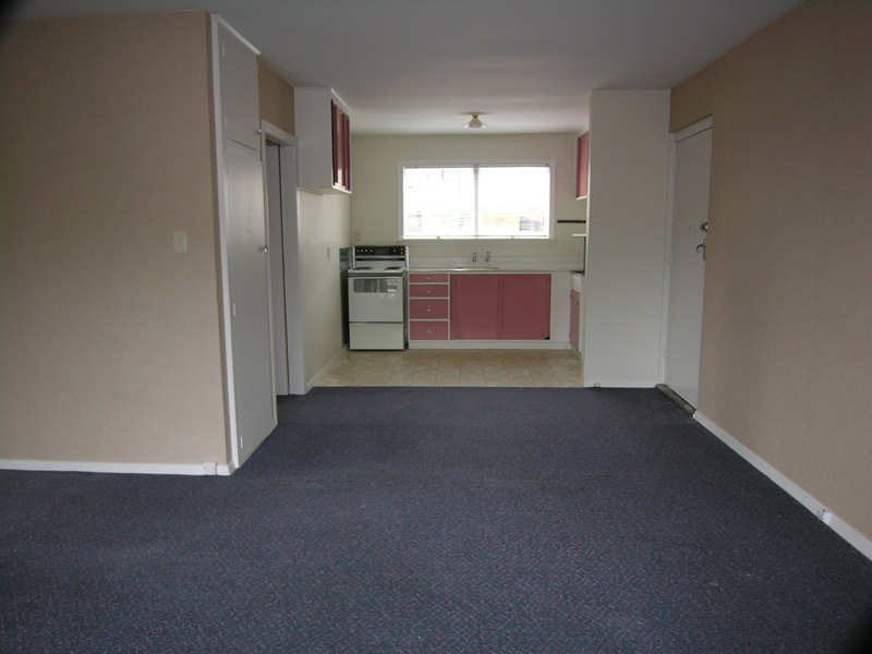 Rear Ground Floor Sunny Unit Picture 2