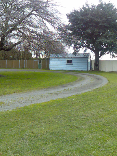 Close to Airport Picture 2