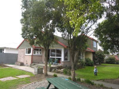 $299,000 Neg Over - Dallington's Best Buy -
RV $368,000 Picture