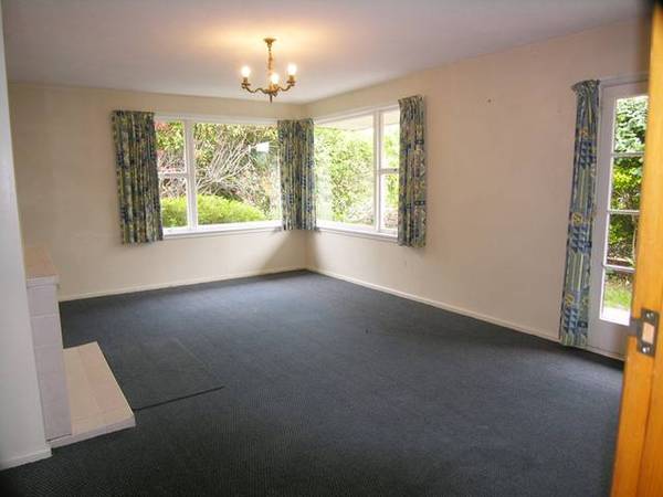 Newly Decorated Walk to Merivale and Hospital Picture