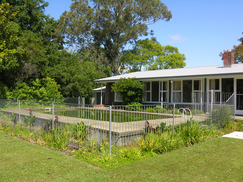 Sun Filled Home with Swimming Pool & River Boundary Picture