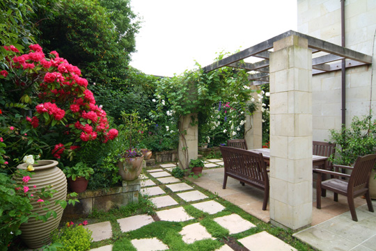Classical Elegance Picture 2