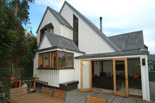 Imposing Panoramic Retreat Picture 1