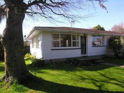 Recently Redecorated with New Carpet Picture