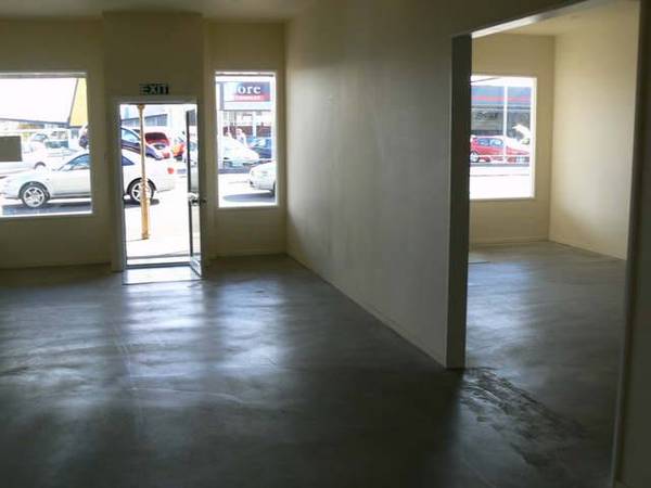 For Lease Picture 3