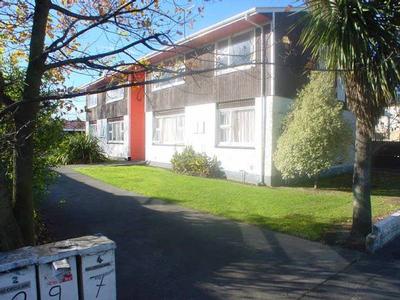 Walk to City Picture