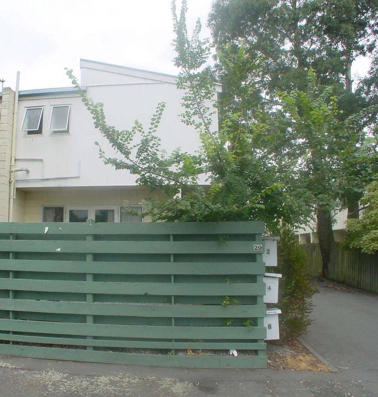 Close to Hagley Park - 4 bedrooms. Picture 1