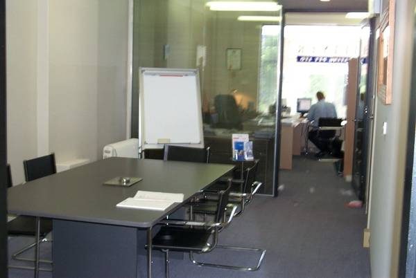 1ST FLOOR OFFICE IN BOUTIQUE DEVELOPMENT Picture 3