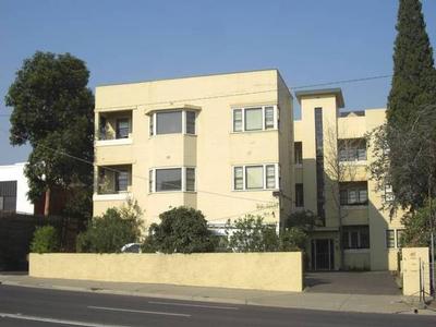 KEYS IN OFFICE @ CHAPEL STREET Picture KEYS IN OFFICE @ CHAPEL STREET Picture