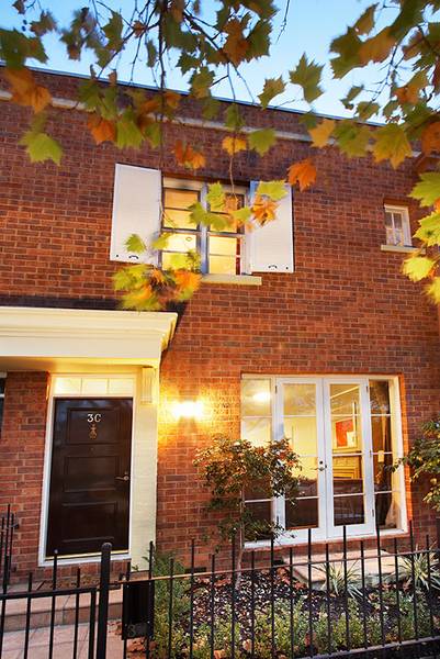 SOPHISTICATED CITY LIVING Picture 2