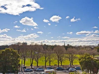 FAWKNER PARK VIEWS Picture