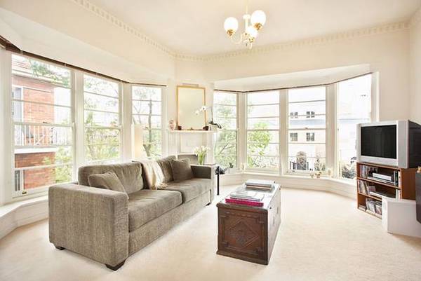 Deco For The Romantics Picture 2