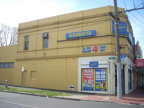 BLOCKBUSTER OFFICE Picture 1