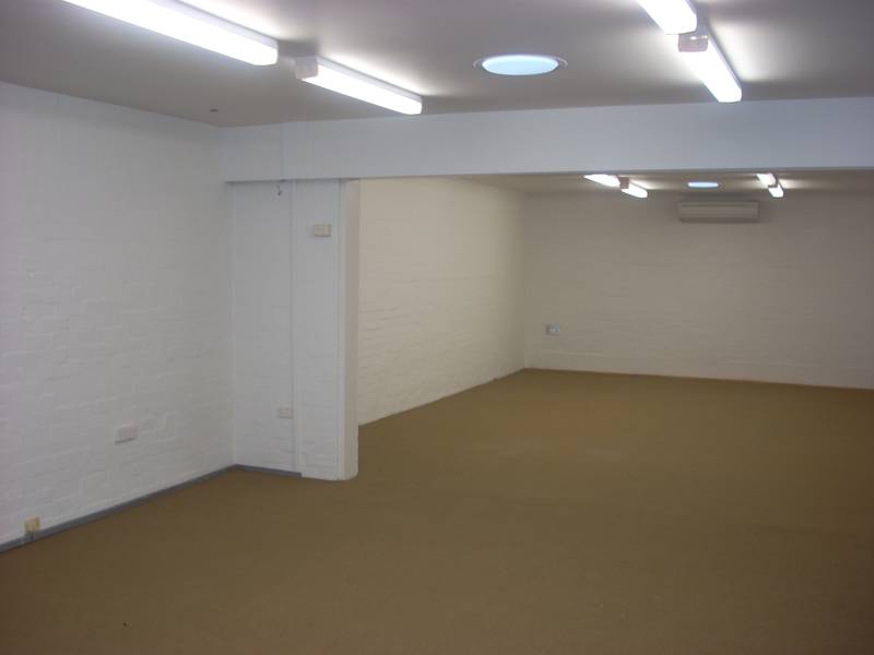 NEAR NEW OFFICE ABOVE SHOP IN TOORAK ROAD - NO OUTGOINGS PAYABLE!! Picture 2