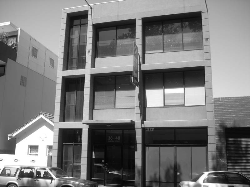 Modern Whole Floor For Lease, Only Metres From Chapel Street & The Jam Factory Picture