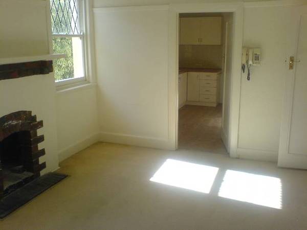 KEYS IN OFFICE @ HIGH STREET, PRAHRAN Picture KEYS IN OFFICE @ HIGH STREET, PRAHRAN Picture