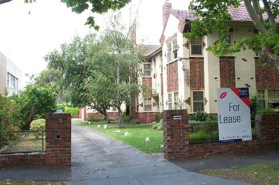 PLEASE CONTACT THE TENANT NICOLE TO INSPECT - 0411 283 028 Picture PLEASE CONTACT THE TENANT NICOLE TO INSPECT - 0411 283 028 Picture