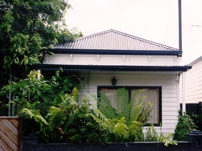 PLEASE CONTACT THE TENANT TO INSPECT - 0431 053 077 - JACKSON Picture