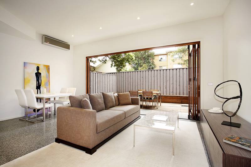 FOR ALL YOU SUNLOVERS Picture 2