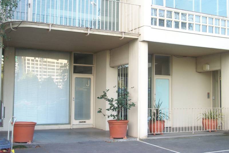 AFFORDABLE OFFICE Picture 2