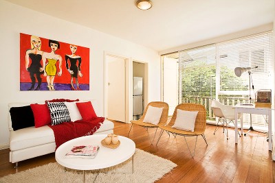 LIFESTYLE AND LOCATION Picture