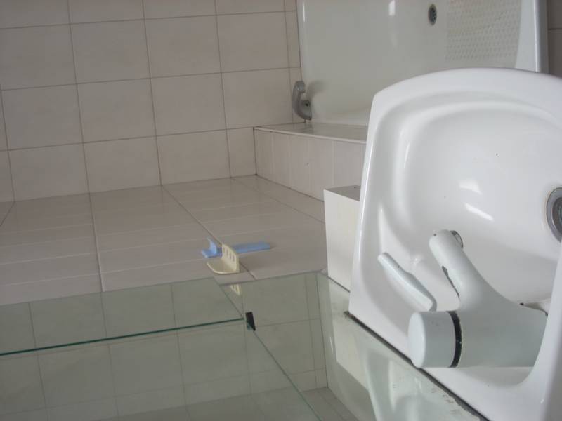 AFFORDABLE RETAIL WITH RESIDENCE Picture