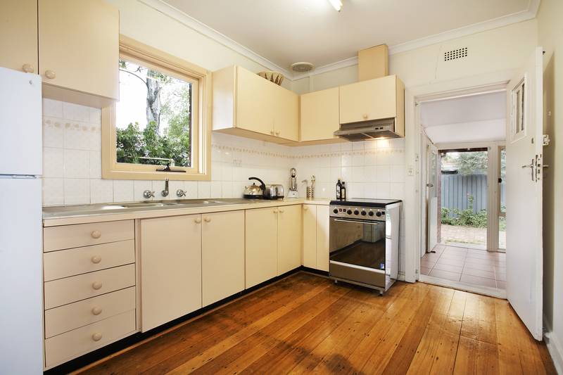 INVEST IN A LIFESTYLE Picture 3