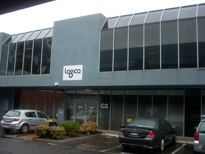 AFFORDABLE OFFICES WITH WAREHOUSE Picture 2