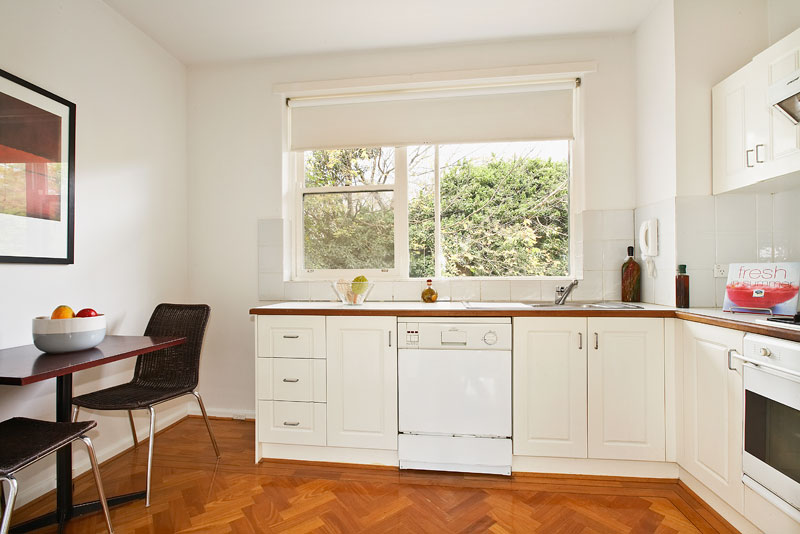 TRANQUIL, LIGHT AND BRIGHT Picture 3