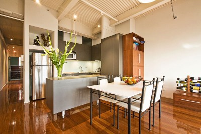 CONTEMPORARY WAREHOUSE DESIGN Picture