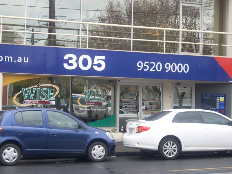 GROUND FLOOR OFFICE WITH FRONTAGE TO HIGH STREET Picture 3