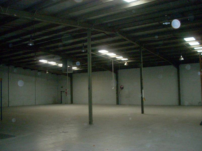 AFFORDABLE WAREHOUSE & OFFICE Picture 3