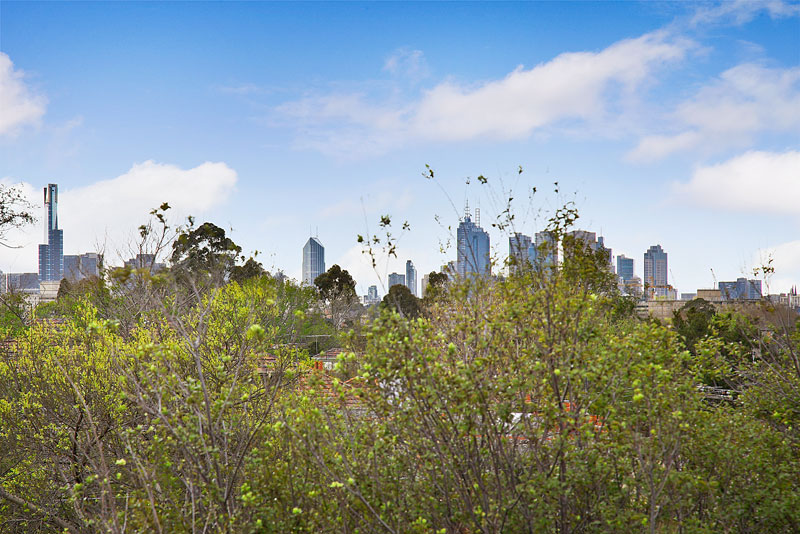 SECURE INVESTMENT IN LIFESTYLE LOCATION Picture 3