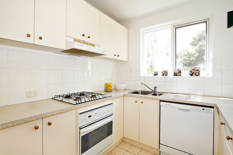 HIDDEN TREASURE ON GRANGE Picture 2