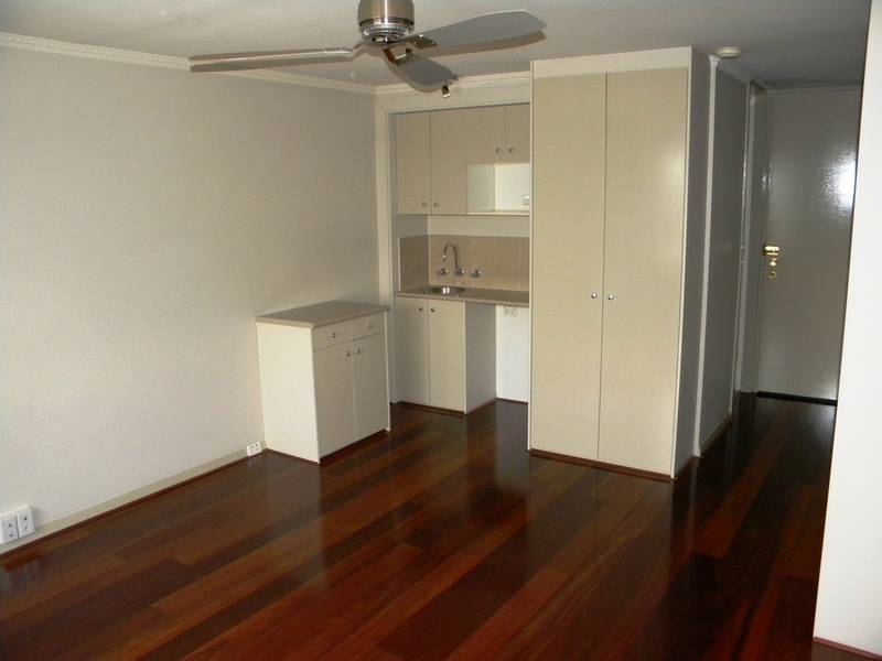 KEYS IN OFFICE @ 305 HIGH STREET, PRAHRAN Picture 3