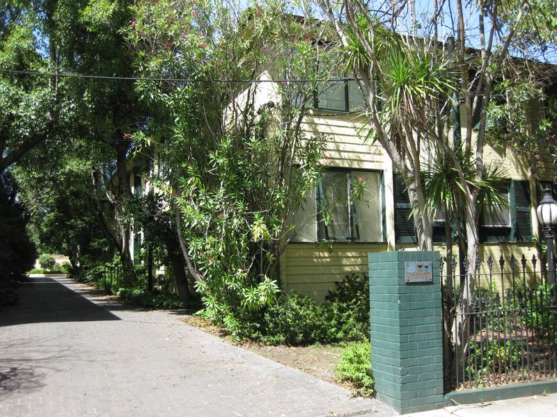 KEYS IN OFFICE @ 305 HIGH STREET, PRAHRAN Picture 1