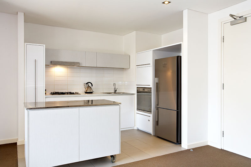 RESORT STYLE LIVING - EXCITEMENT PLUS!! Picture 2