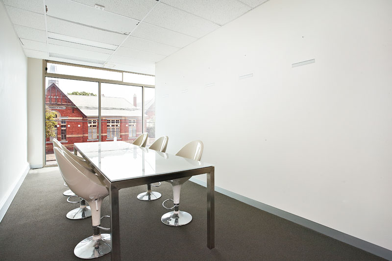 SUBSTANTIAL RENT REDUCTION - ''EXCEPTIONAL OFFICE PREMISES WITH SWEEPING VIEWS OF MELBOURNE' Picture 2