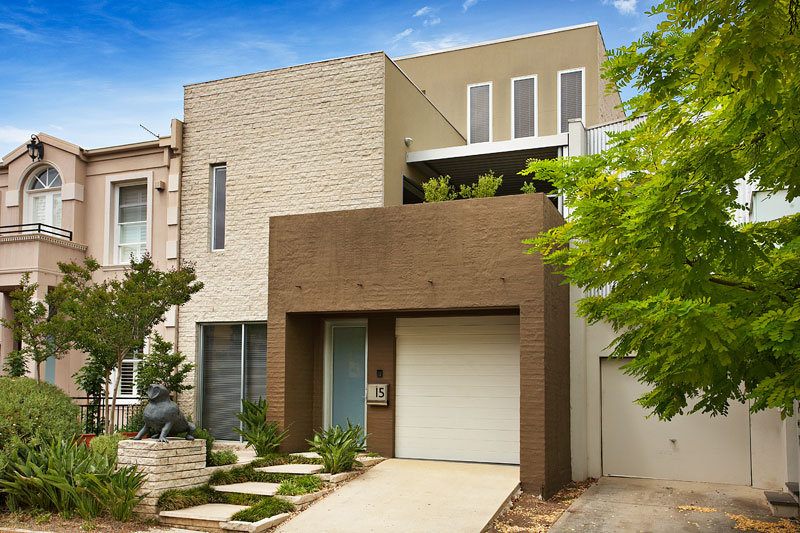 STUNNING CONTEMPORARY DESIGN, IMPECCABLE STYLE Picture 1