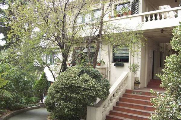 `Stratton Heights' - Deco for the Romantics Picture 3