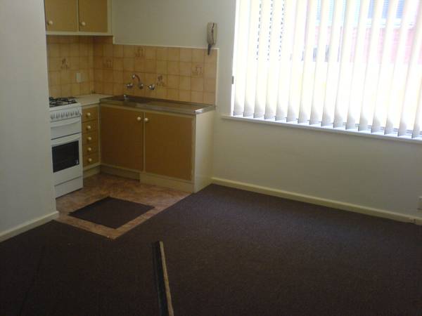 NO PRIOR INSPECTIONS UNTIL AFTER 15TH MARCH 2010 Picture 3