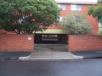 KEYS IN OFFICE @ HIGH STREET, PRAHRAN Picture