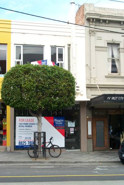 THIS PRIME DOUBLE STOREY RETAIL PREMISE Picture 3