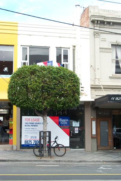 THIS PRIME DOUBLE STOREY RETAIL PREMISE Picture 2