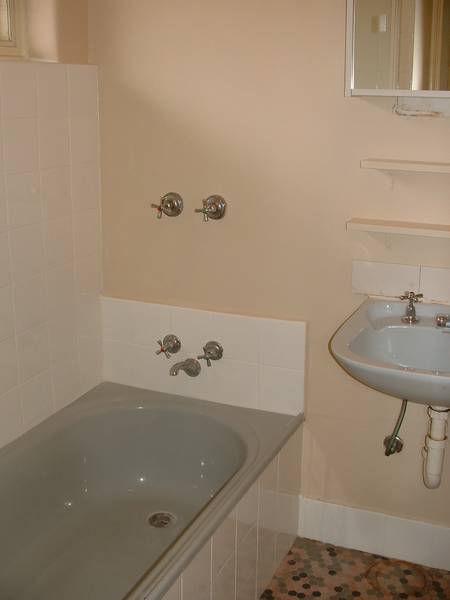 KEYS IN OFFICE @ HIGH STREET, PRAHRAN Picture 3